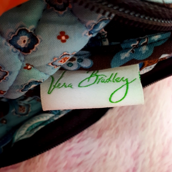 🎉Vera Bradley Wristlet - Picture 2 of 4